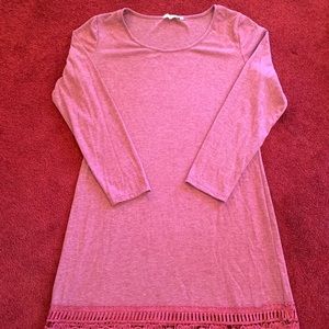 Adorable dress with lace